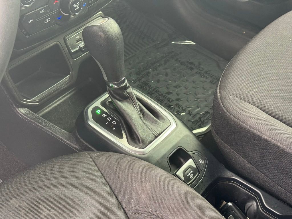 Used 2019 Jeep Renegade Latitude image 20