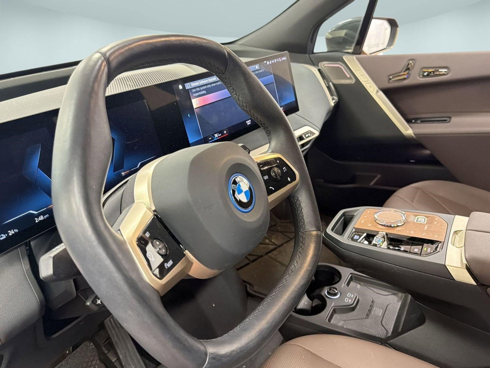 Certified 2023 BMW iX M60 w/ Executive Package image 4