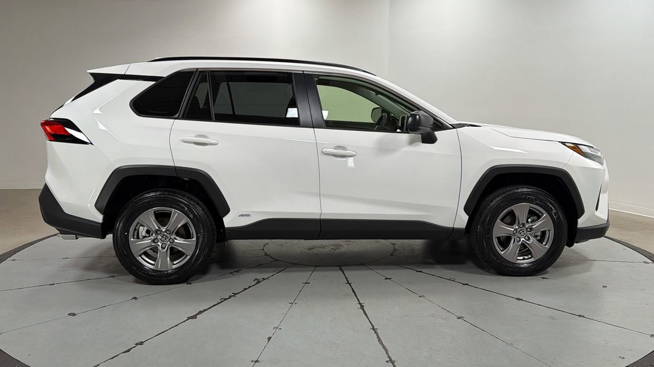 Certified 2025 Toyota RAV4 LE image 6