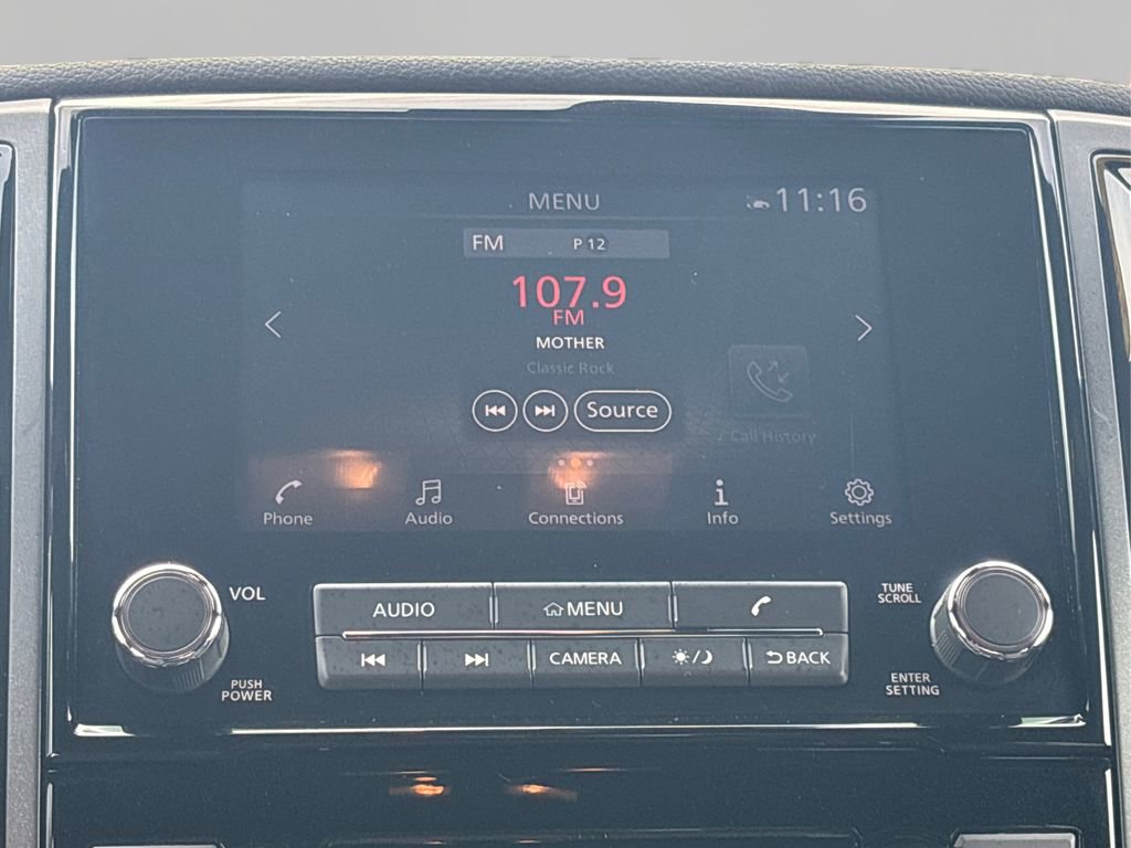 Used 2024 Nissan Titan SV w/ SV Bronze Edition Package image 20