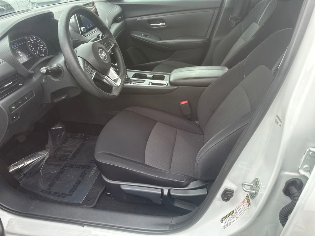 Used 2023 Nissan Sentra SV FWD image 11