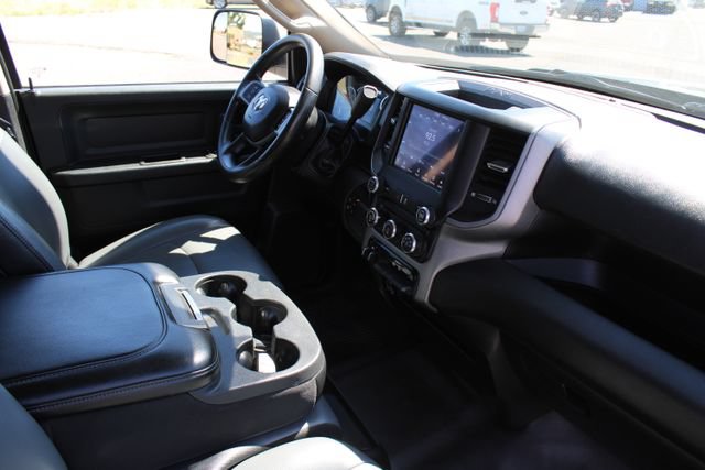 Used 2020 RAM 2500 Tradesman w/ Chrome Appearance Group AWD/4WD image 18
