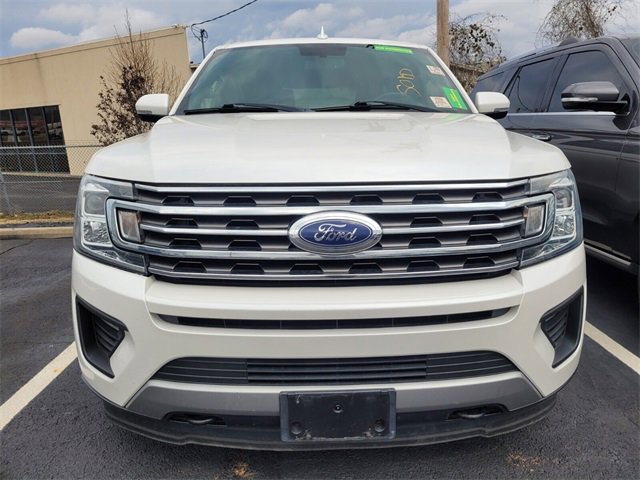 Used 2018 Ford Expedition XLT w/ Equipment Group 202A image 8