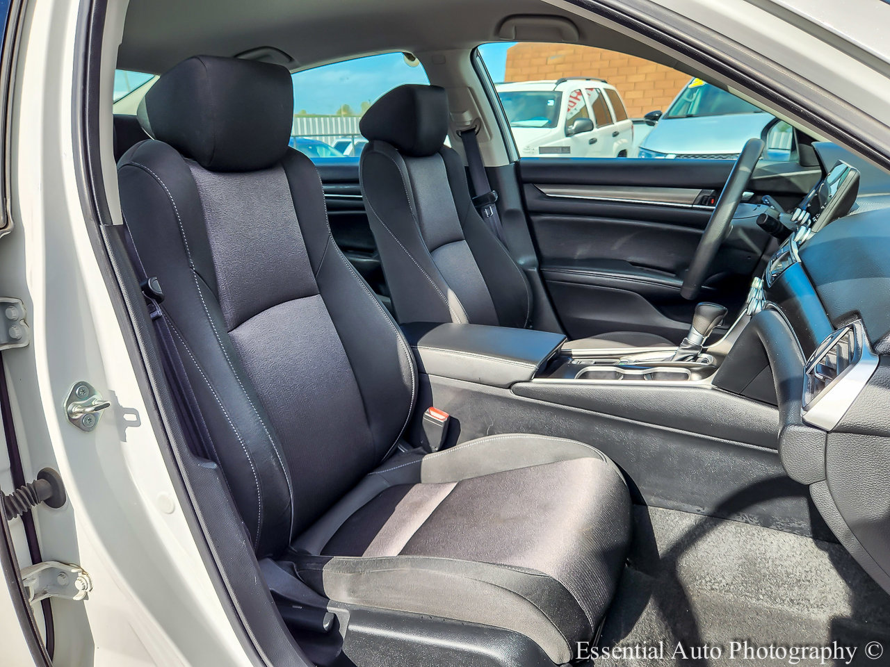 Used 2020 Honda Accord LX image 29