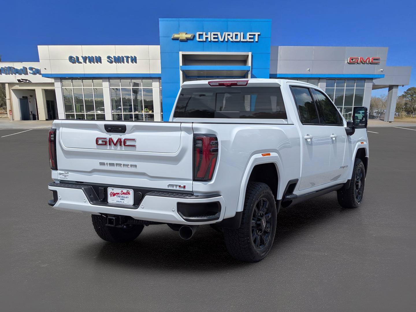 New 2026 GMC Sierra 2500 AT4 w/ AT4 Premium Plus Package AWD/4WD image 8