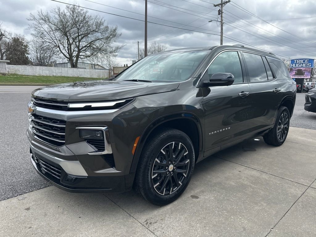 Used 2024 Chevrolet Traverse RS image 5