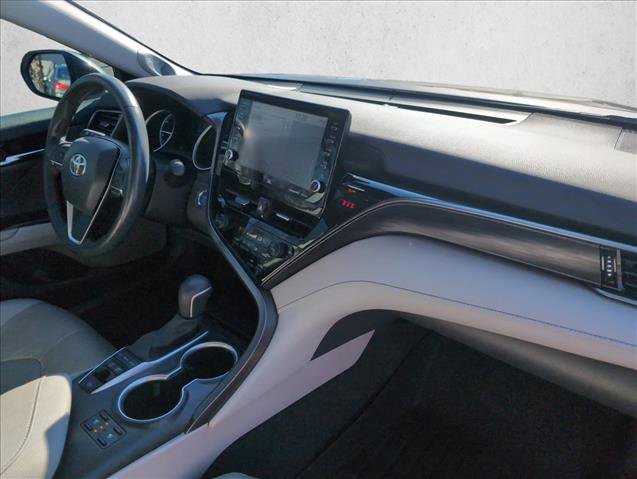 Used 2021 Toyota Camry XLE image 24