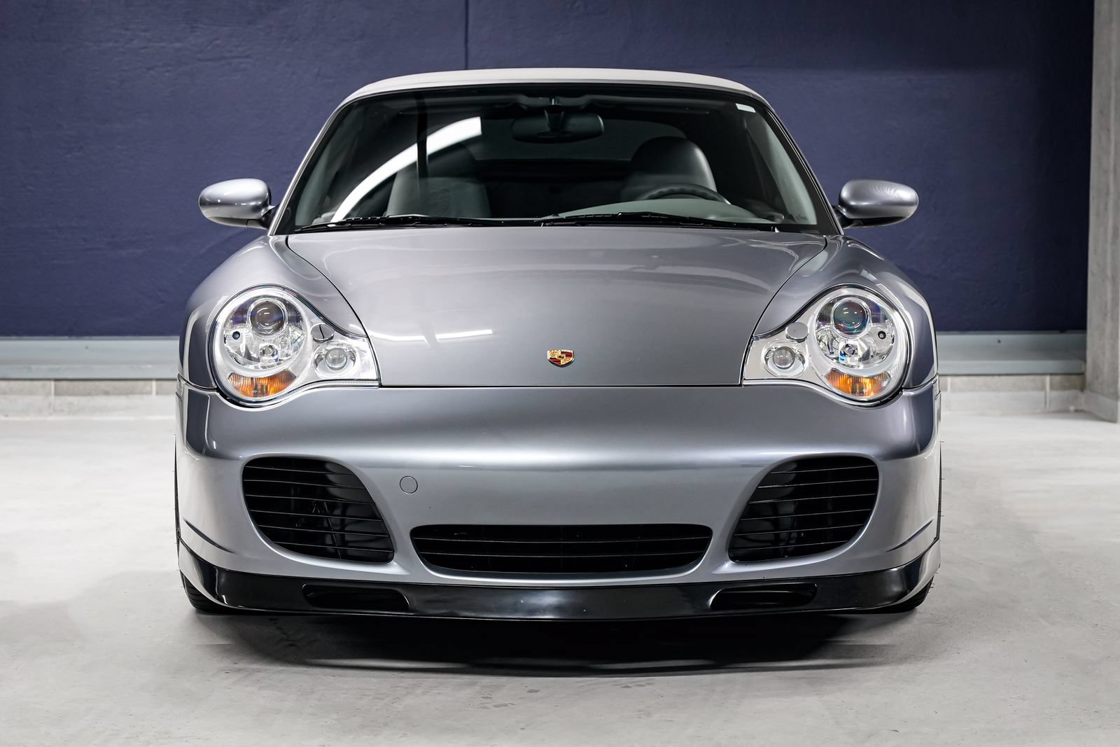 Used 2004 Porsche 911 Turbo AWD/4WD image 5