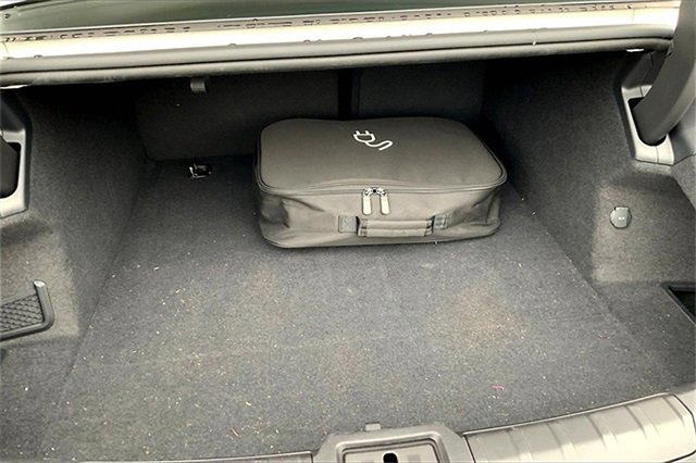 Used 2022 Porsche Taycan image 20