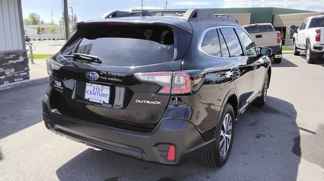 Used 2022 Subaru Outback Premium image 10