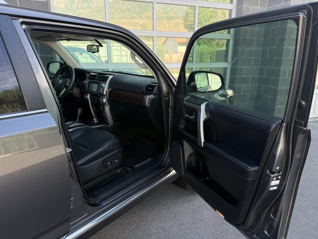 Used 2019 Toyota 4Runner Limited AWD/4WD image 45