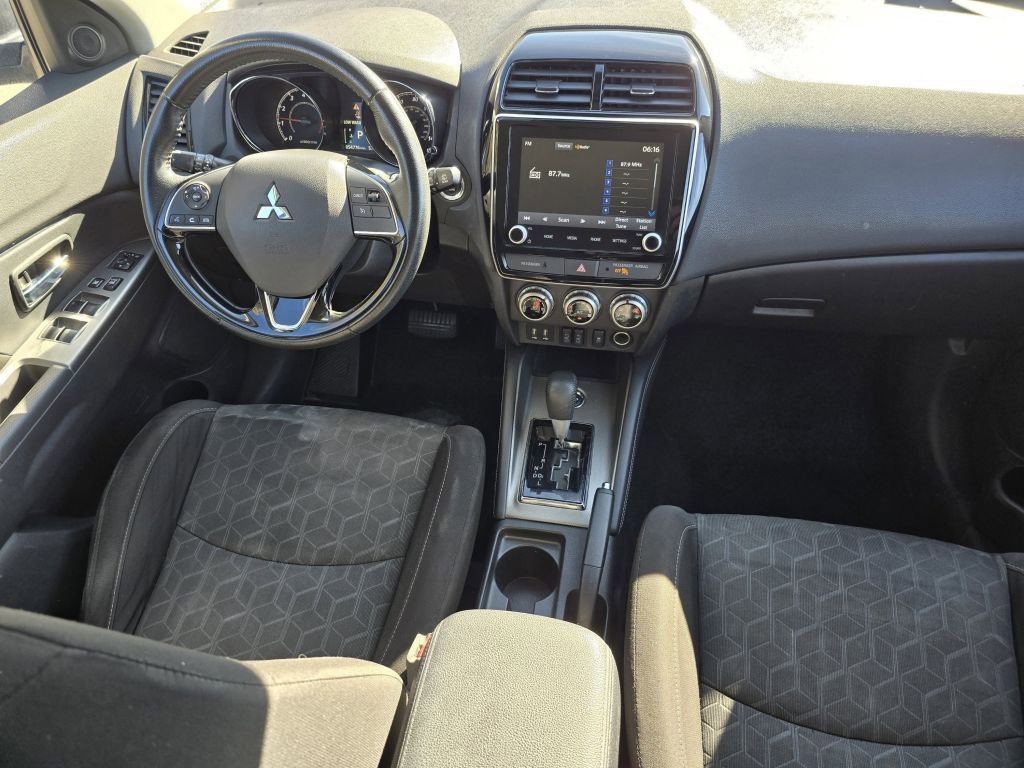 Used 2021 Mitsubishi Outlander Sport SE image 30