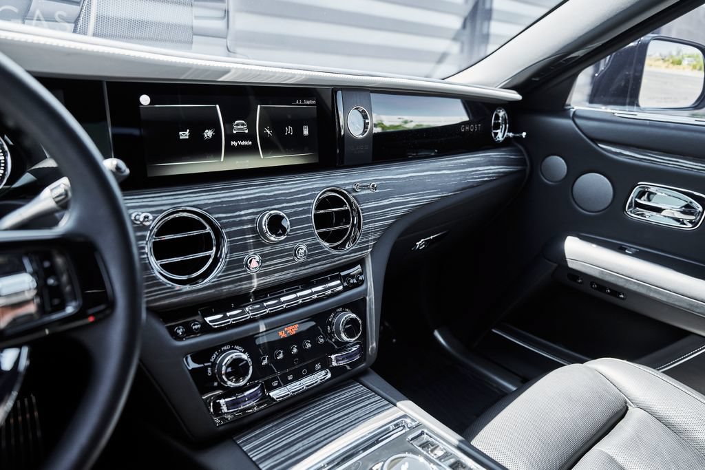Used 2023 Rolls-Royce Ghost AWD/4WD image 57