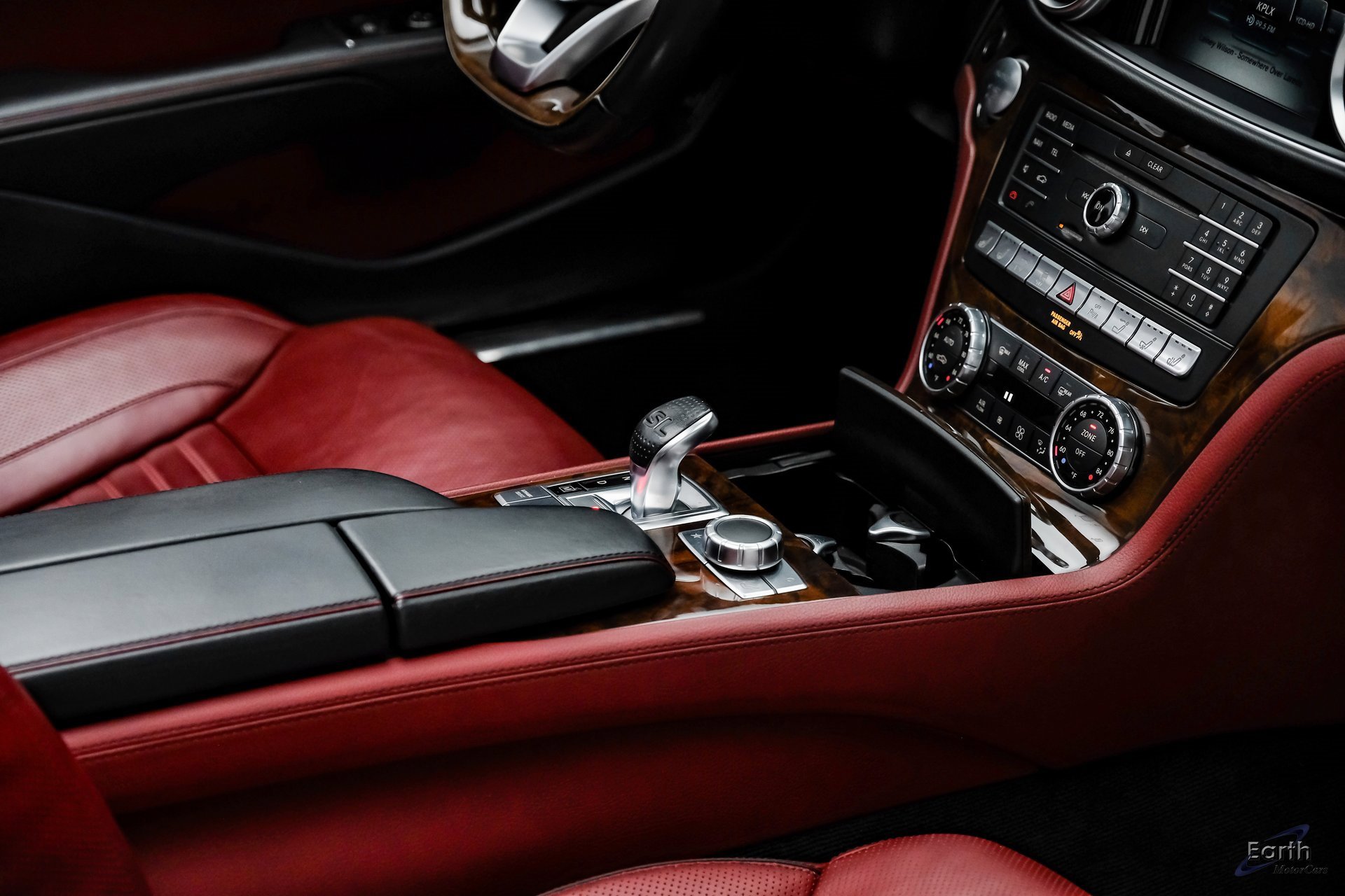 Used 2017 Mercedes-Benz SL 550 image 56