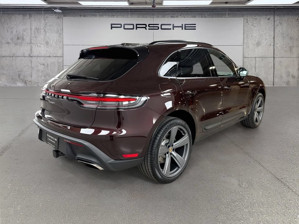 New 2026 Porsche Macan AWD/4WD image 9