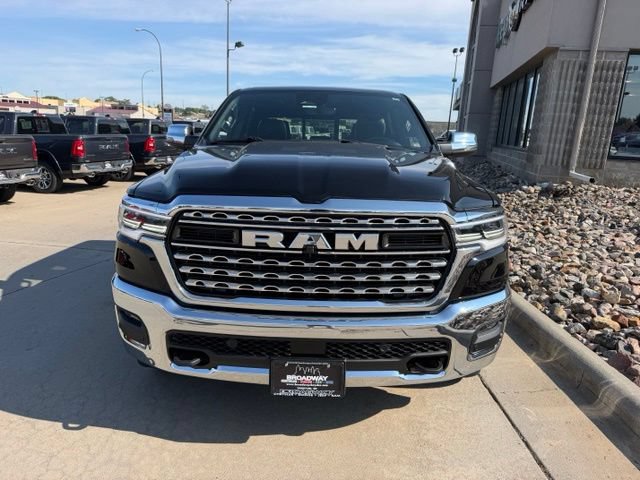 Used 2025 RAM 1500 Limited AWD/4WD image 2
