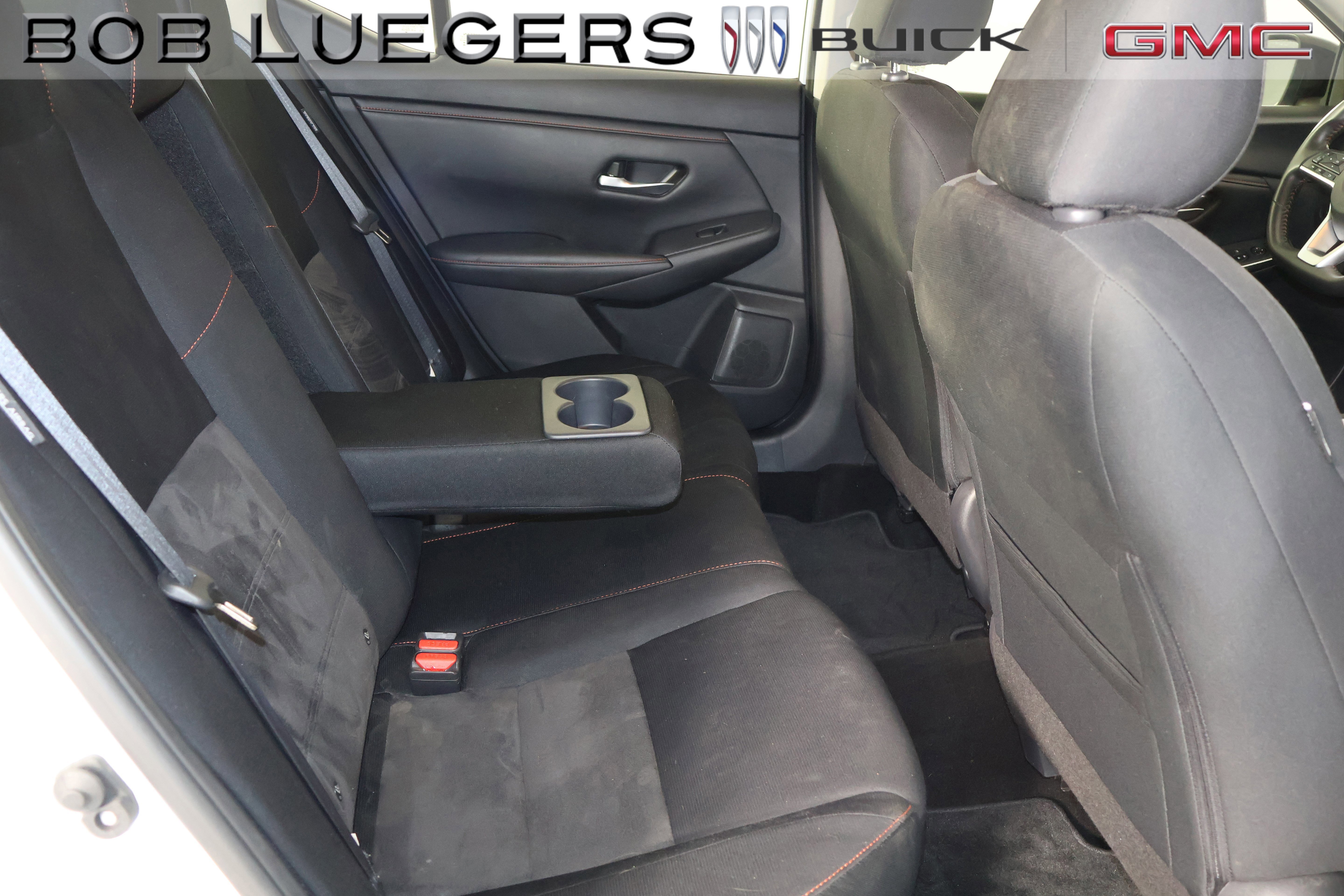 Used 2024 Nissan Sentra SR FWD image 17