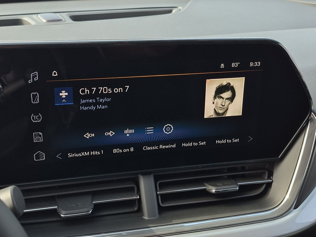 New 2026 Chevrolet Trax LT w/ Driver Confidence Package FWD image 13