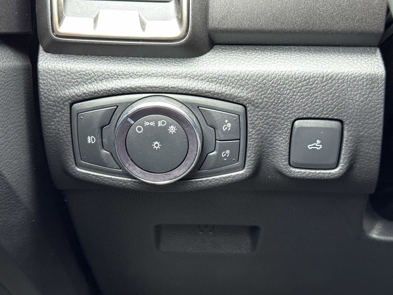 Used 2021 Ford Ranger Lariat w/ Tremor Off-Road Package image 13