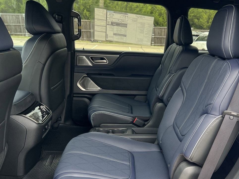 New 2026 INFINITI QX80 4WD image 28