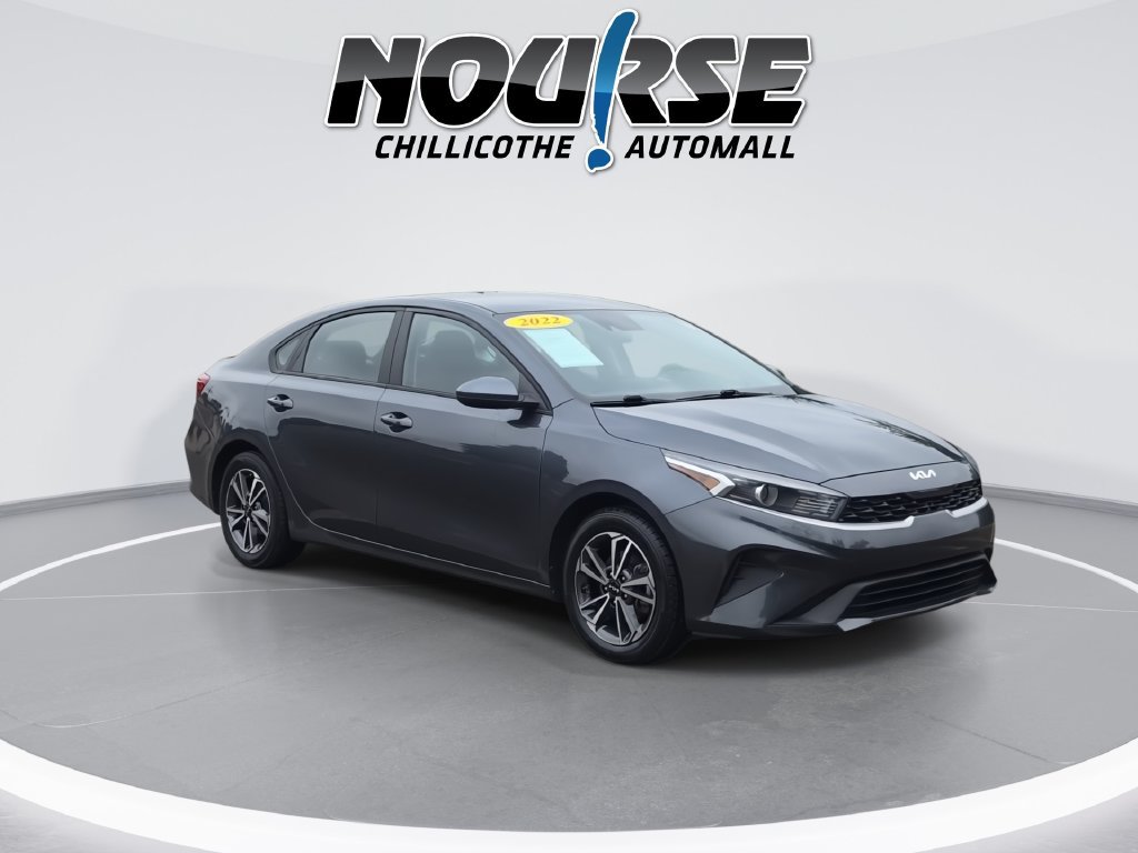 Used 2022 Kia Forte LXS FWD image 2