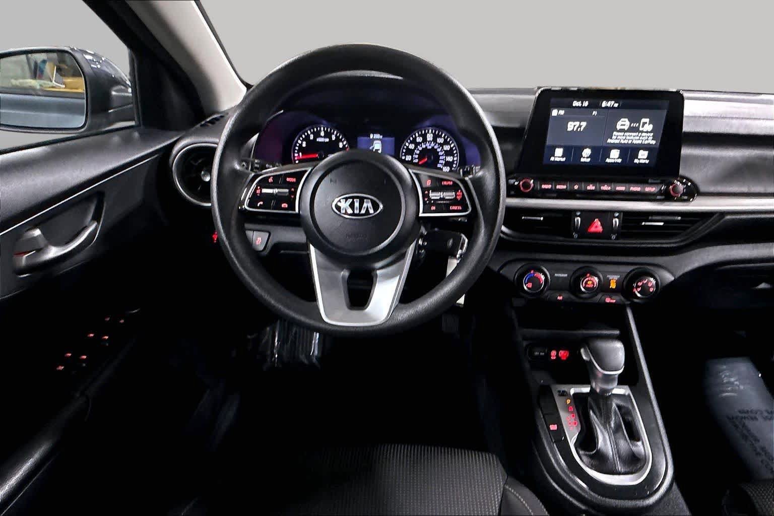 Used 2021 Kia Forte LXS FWD image 6