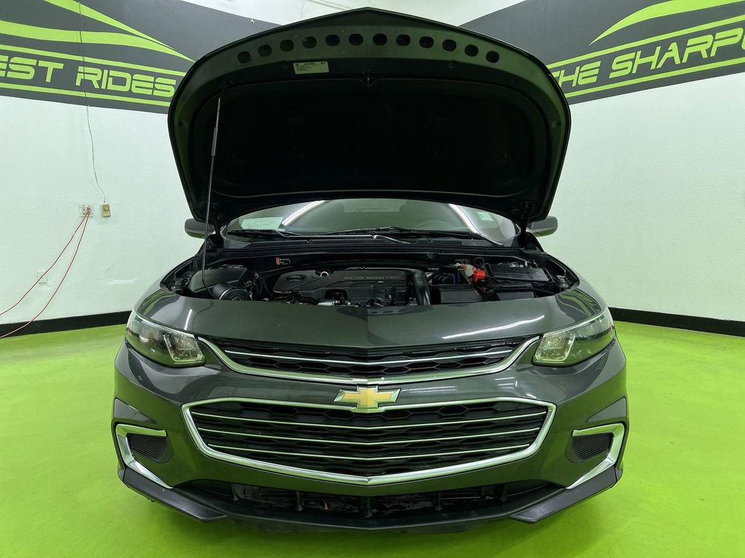 Used 2017 Chevrolet Malibu LS FWD image 4