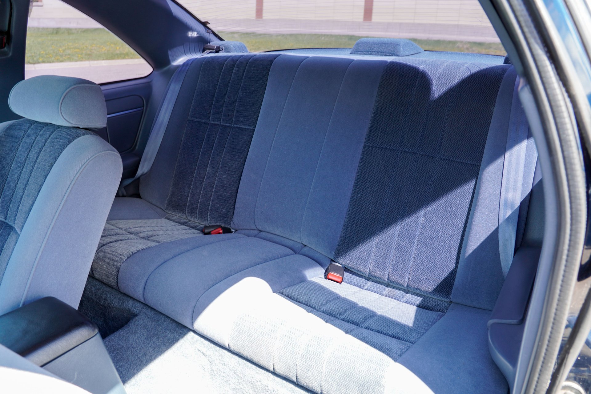 Used 1991 Ford Thunderbird RWD image 15