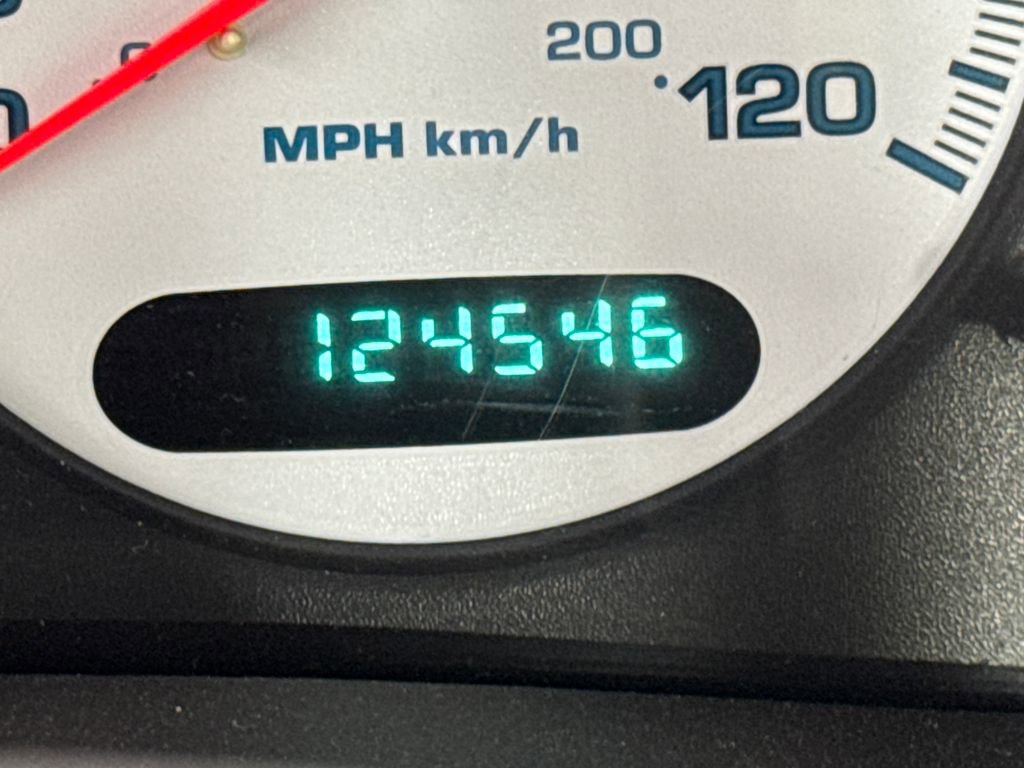 Used 2001 Dodge Intrepid SE image 16