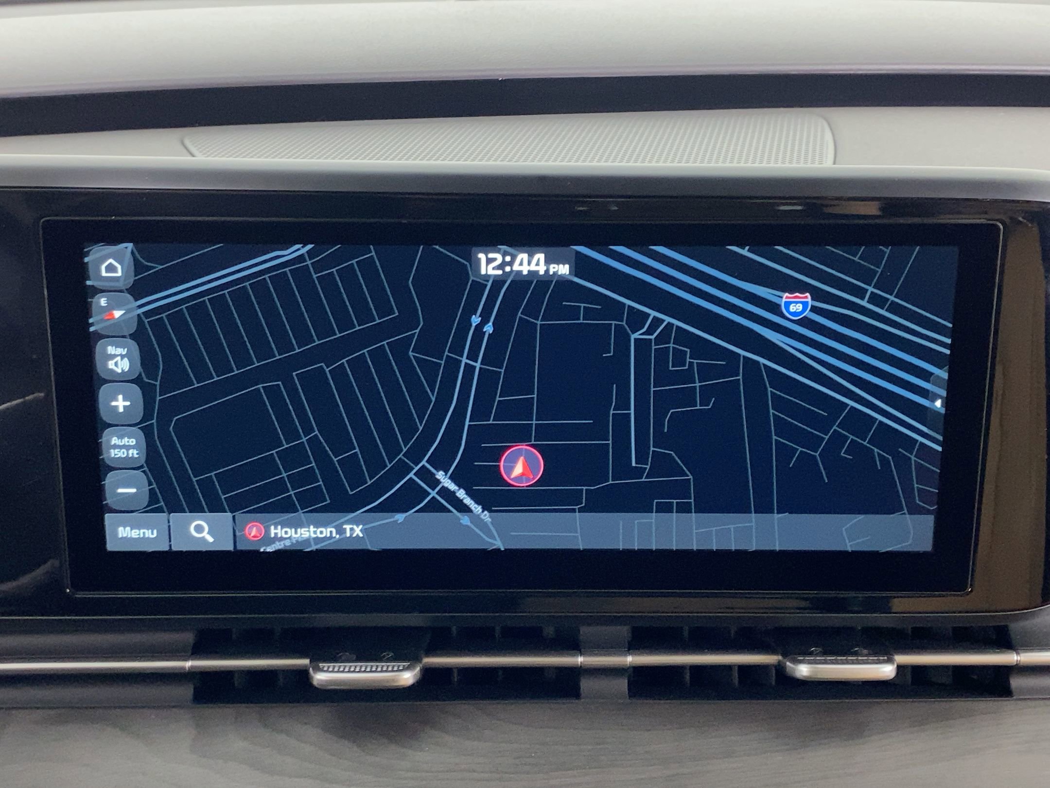 Used 2024 Kia Carnival EX image 25