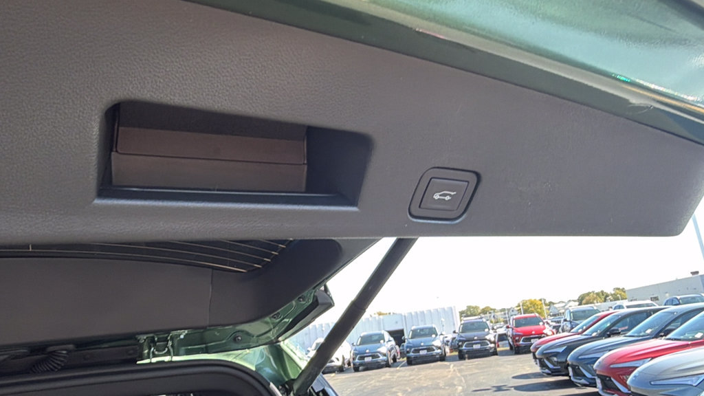 New 2027 GMC Acadia Elevation w/ Black Edition AWD/4WD image 32