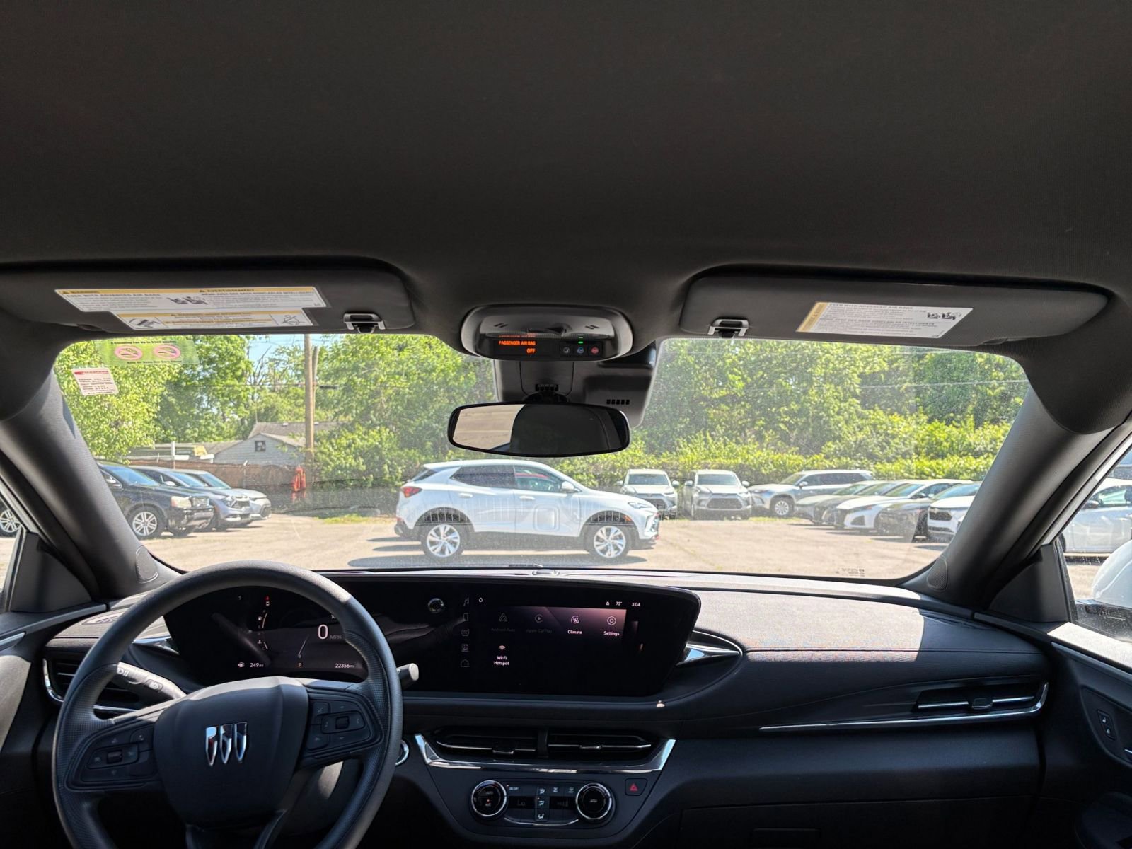 Used 2025 Buick Envista Preferred FWD image 32