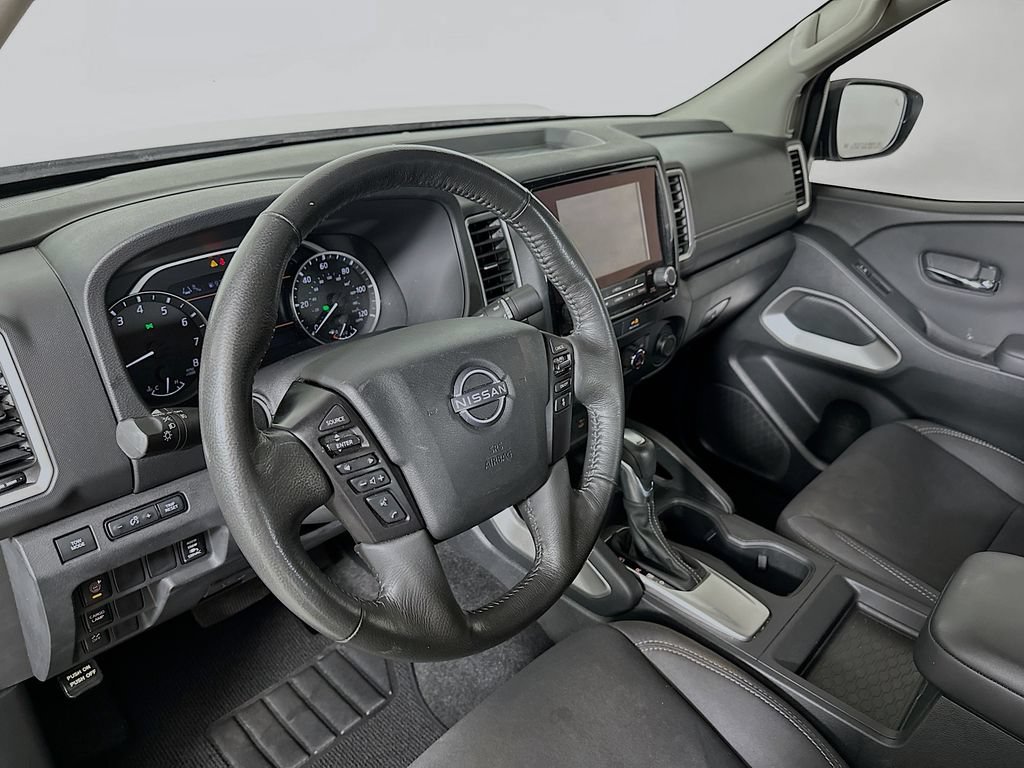 Used 2022 Nissan Frontier SV RWD image 10