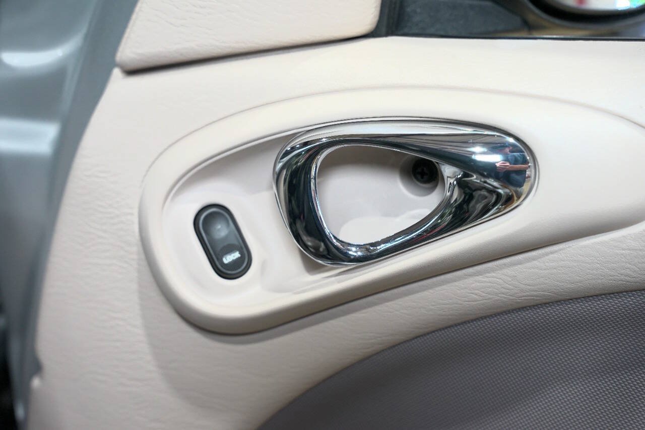 Used 2001 Chrysler PT Cruiser FWD image 35