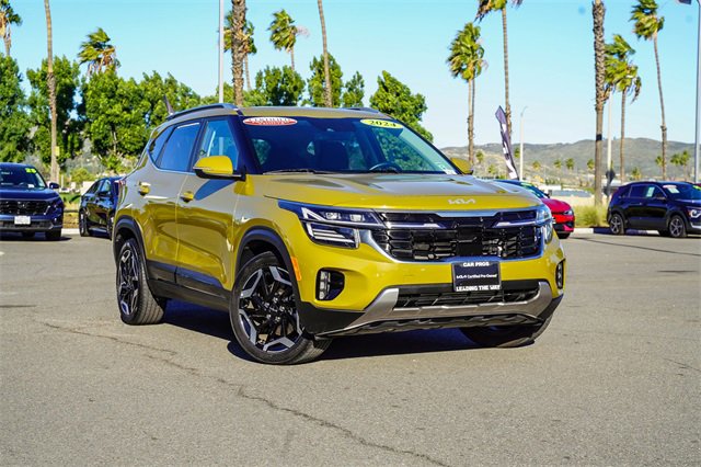 Certified 2024 Kia Seltos SX w/ SX Sunroof Package image 2