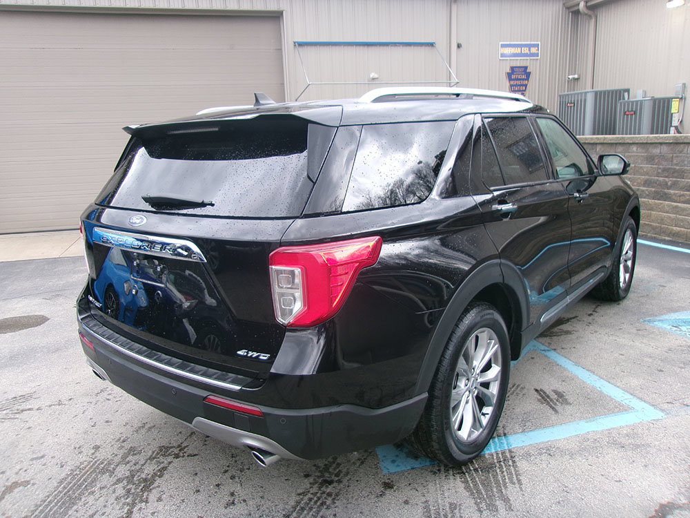 Used 2022 Ford Explorer Limited w/ Equipment Group 301A AWD/4WD image 4