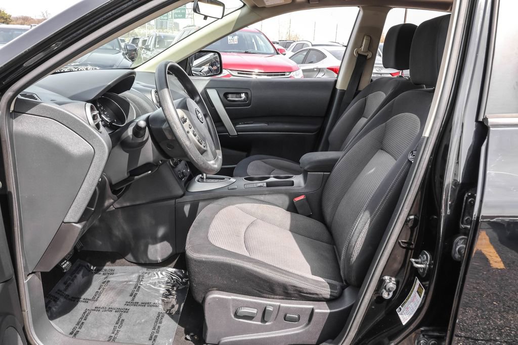 Used 2012 Nissan Rogue SV w/ Premium Pkg image 6