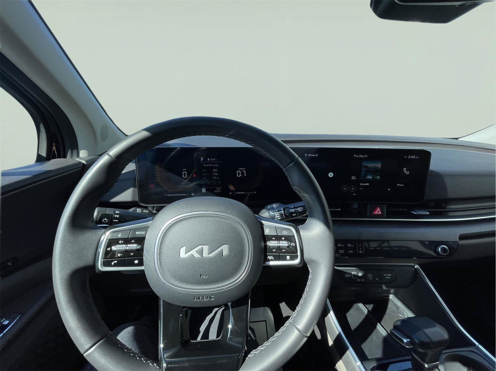 Used 2026 Kia Carnival EX FWD image 28