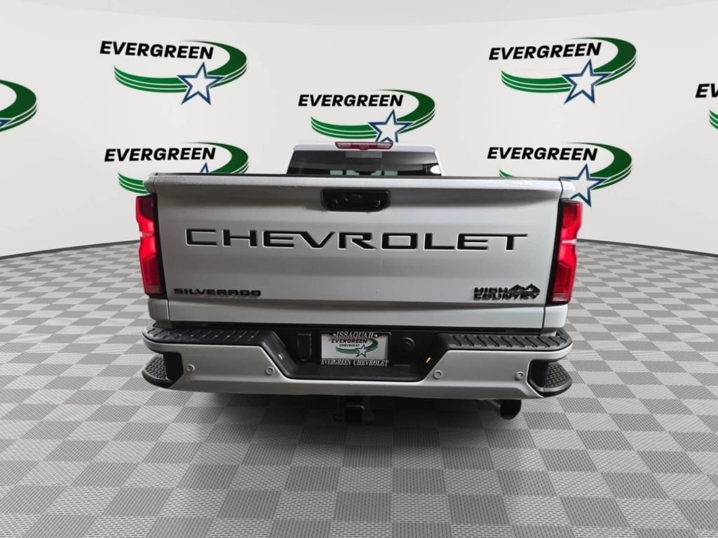 New 2026 Chevrolet Silverado 2500 High Country w/ High Country Premium Package AWD/4WD image 4