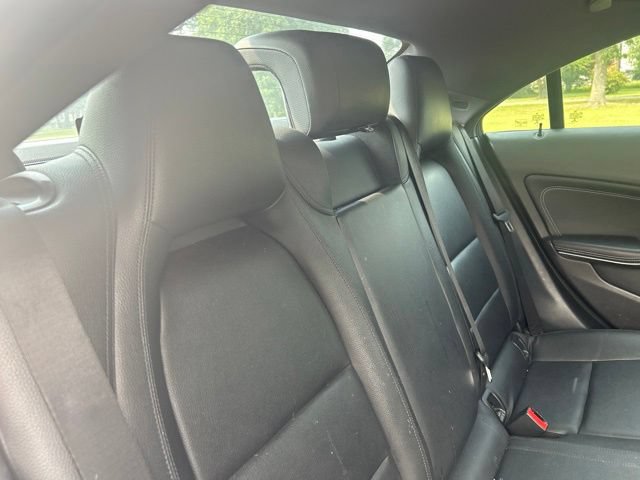 Used 2014 Mercedes-Benz CLA 250 image 22