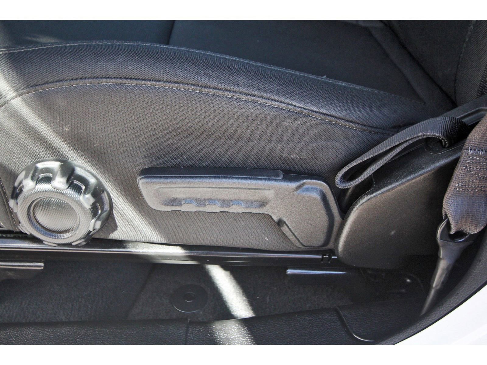 Used 2022 Jeep Wrangler Unlimited Sport image 29