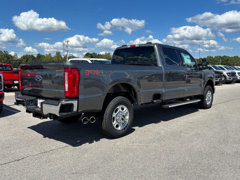 New 2026 Ford F250 XLT image 3