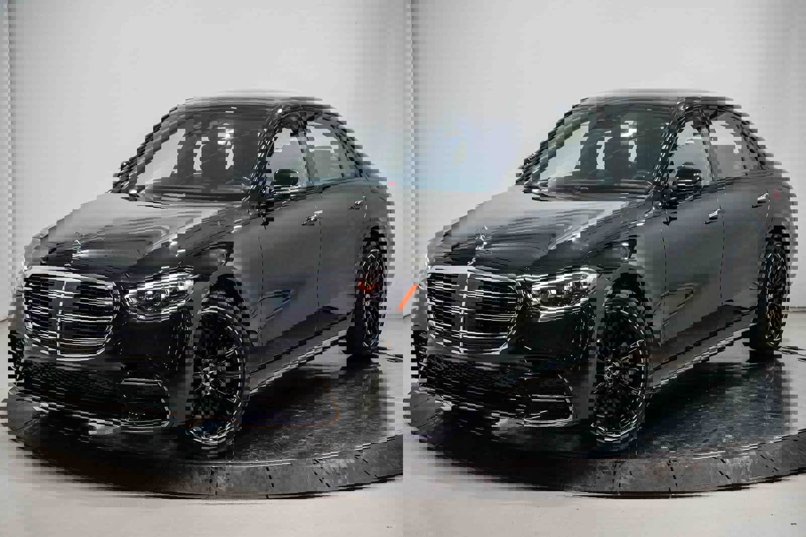 Used 2025 Mercedes-Benz S 580 4MATIC Sedan image 1