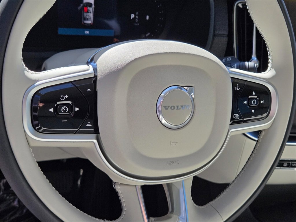 New 2026 Volvo XC90 B6 Ultra w/ Protection Package image 24