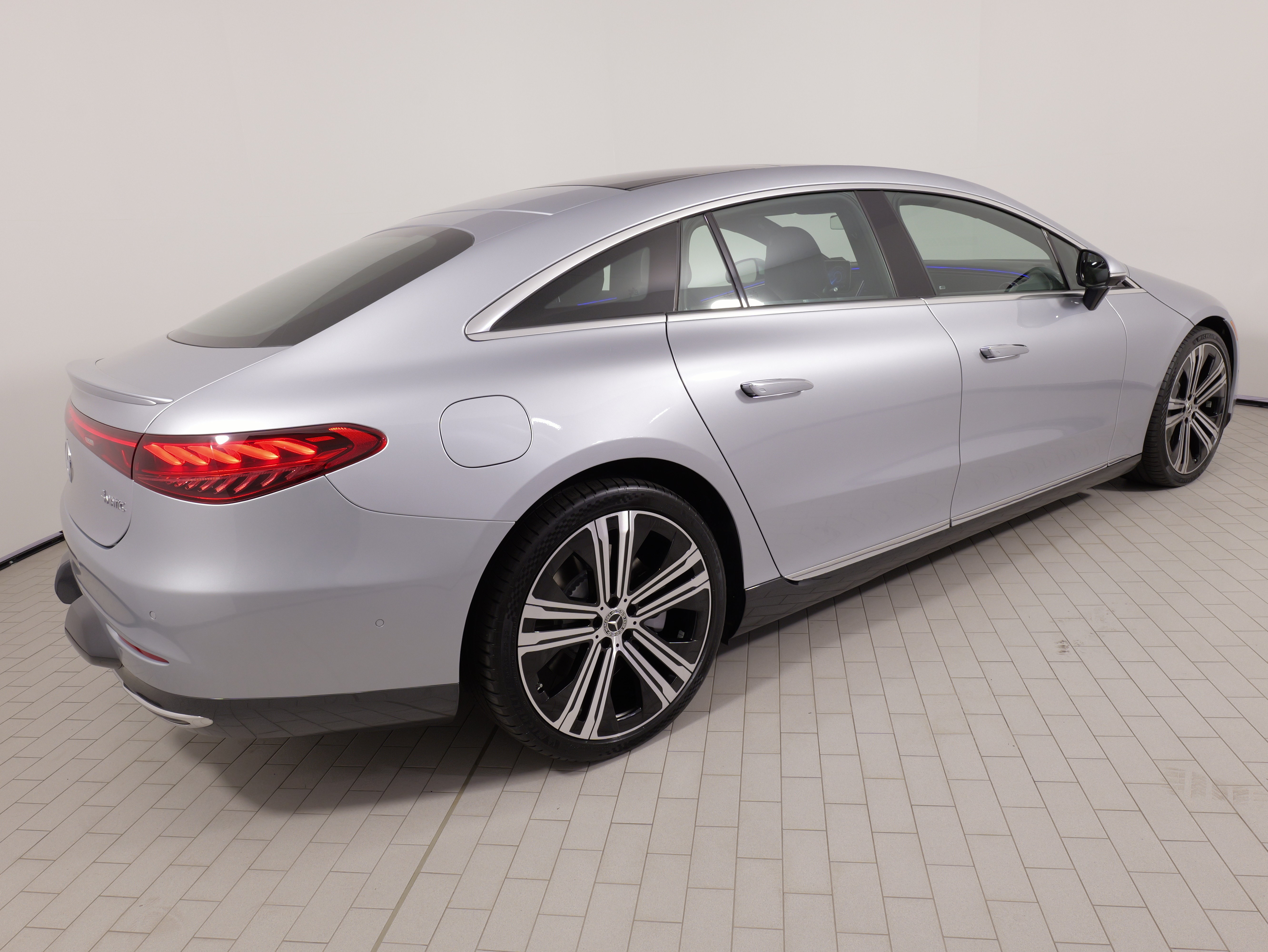 Used 2023 Mercedes-Benz EQS 450+ 4MATIC Sedan image 10