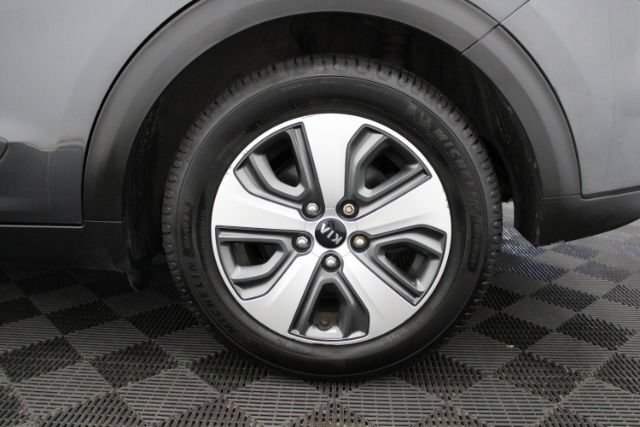 Used 2018 Kia Niro EX Premium FWD image 7