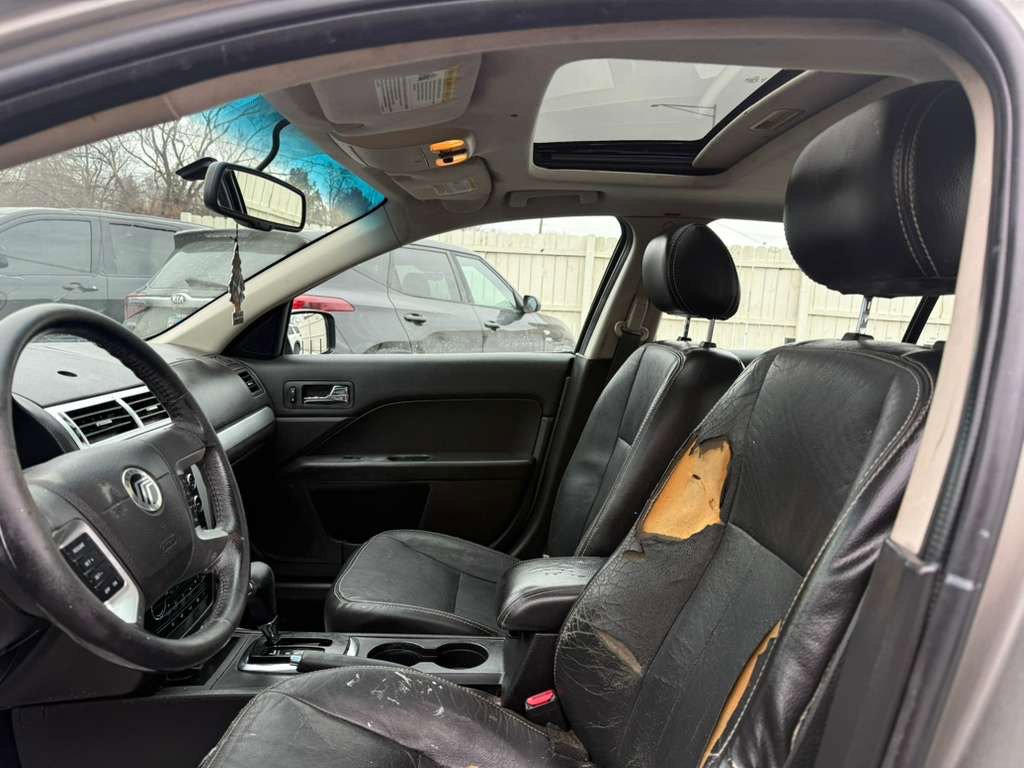 Used 2008 Mercury Milan Premier image 11