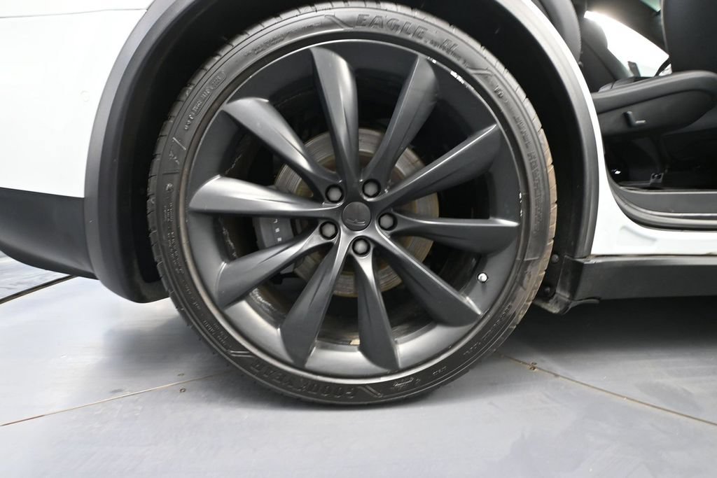 Used 2018 Tesla Model X 100D AWD/4WD image 10