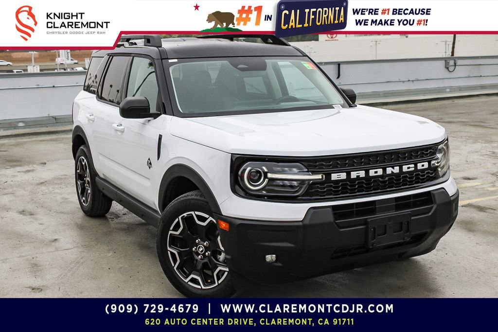 Used 2025 Ford Bronco Sport Outer Banks AWD/4WD image 1