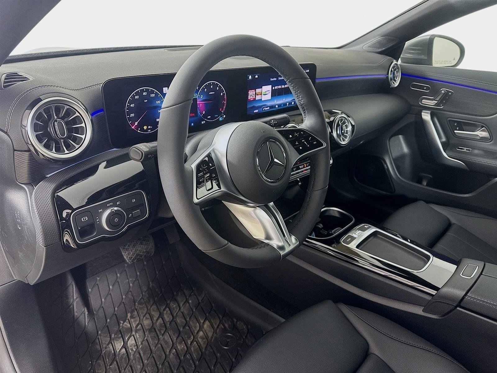 Used 2026 Mercedes-Benz CLA 250 4MATIC image 9